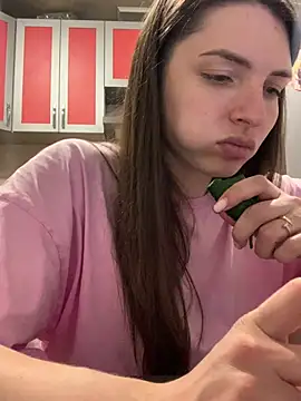 SeducingYoghourt online show from 03-23-26, 04:55