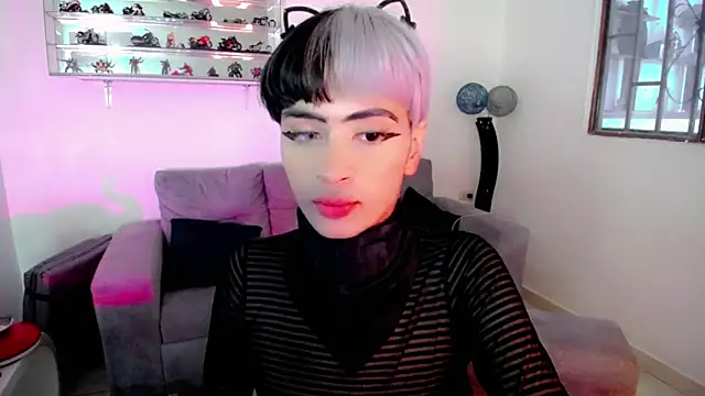 Snapshot of Sweet_Jack1 chatting on 01-22-25, 04:55 Sweet Jack1 online show from 01-22-25, 04:55