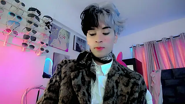 Snapshot of Sweet_Jack1 chatting on 02-19-25, 03:16 Sweet Jack1 online show from 02-19-25, 03:16