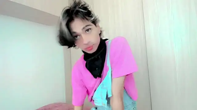 Snapshot of Sweet_Jack1 chatting on 09-16-25, 01:12 Sweet Jack1 online show from 09-16-25, 01:12