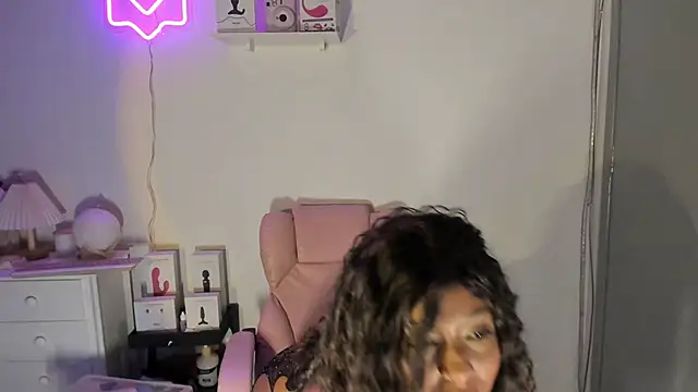 Kaiisa  online show from 03-10-25, 11:06