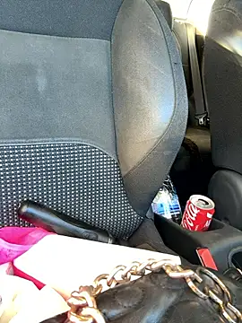 Snapshot of amanilouve chatting on 01-09-26, 10:51 amanilouve online show from 01-09-26, 10:51