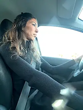 Snapshot of amanilouve chatting on 01-11-26, 07:24 amanilouve online show from 01-11-26, 07:24