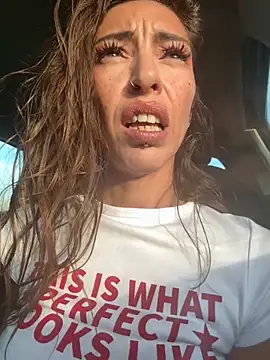 Snapshot of amanilouve chatting on 02-22-26, 04:38 amanilouve online show from 02-22-26, 04:38