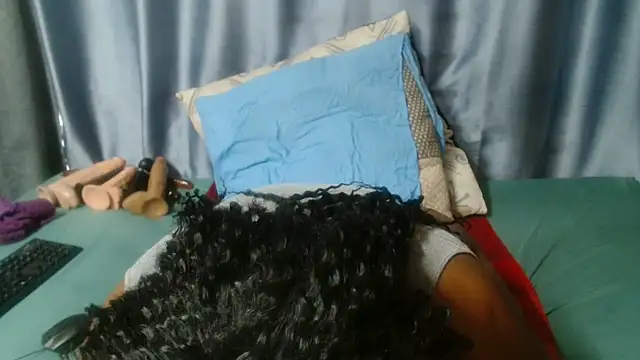 Snapshot of MatureBootyBabe4Uxx chatting on 10-24-25, 01:29 MatureBootyBabe4Uxx online show from 10-24-25, 01:29