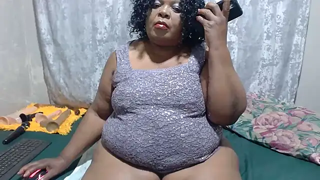 Snapshot of MatureBootyBabe4Uxx chatting on 06-14-26, 03:08 MatureBootyBabe4Uxx online show from 06-14-26, 03:08