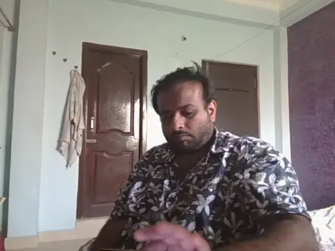 Snapshot of sura11311 chatting on 06-17-26, 07:11 sura11311 online show from 06-17-26, 07:11
