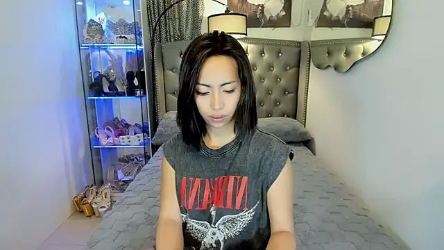 reighnempress online show from 10-09-25, 02:20