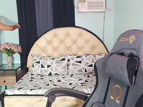 WeezyBabyXoxo online show from 11-25-25, 08:03