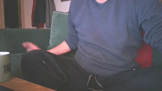 Snapshot of GorgeousMarketer chatting on 10-12-25, 04:55 GorgeousMarketer online show from 10-12-25, 04:55