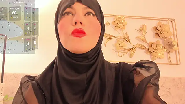 Snapshot of hanajameela chatting on 02-05-25, 11:55 hanajameela online show from 02-05-25, 11:55