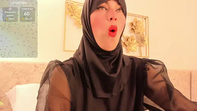 Snapshot of hanajameela chatting on 03-12-25, 11:42 hanajameela online show from 03-12-25, 11:42