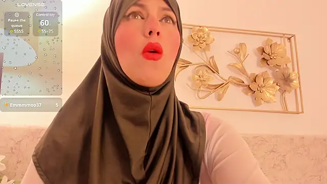 Snapshot of hanajameela chatting on 03-18-25, 11:41 hanajameela online show from 03-18-25, 11:41