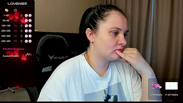 AlanaBrox online show from 10-27-25, 12:09