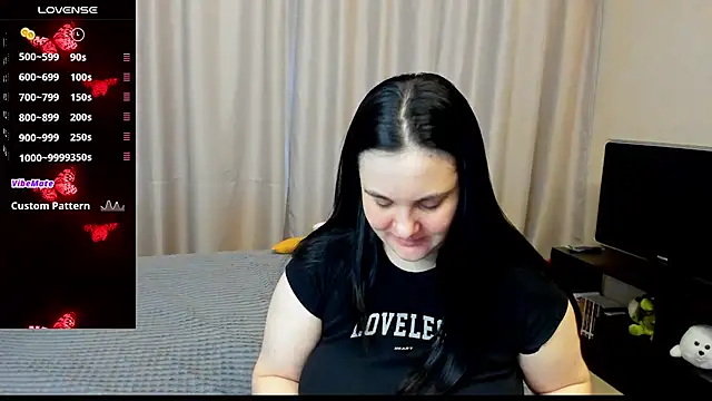 Snapshot of AlanaBrox chatting on 03-05-26, 01:51 AlanaBrox online show from 03-05-26, 01:51