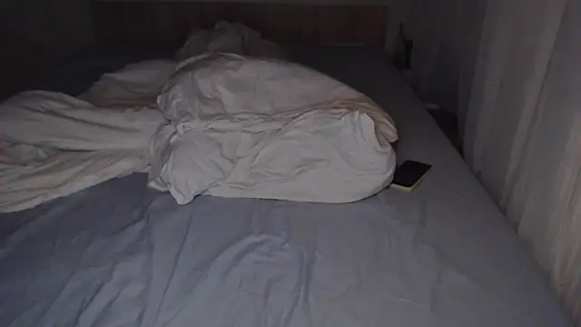 LoraPreston online show from 11-08-25, 09:46