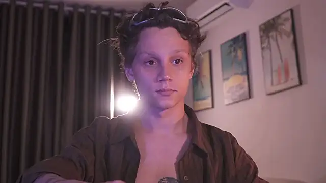 Snapshot of Nicky_neal chatting on 03-27-26, 10:20 Nicky neal online show from 03-27-26, 10:20