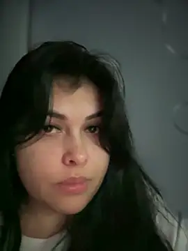 Snapshot of Alyaa_s chatting on 10-01-25, 04:51 Alyaa s online show from 10-01-25, 04:51