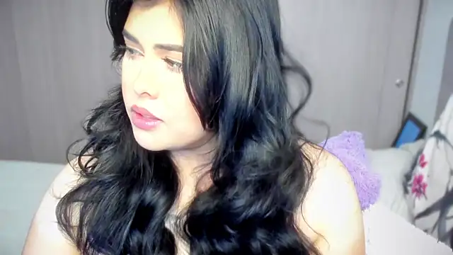 Alyaa s online show from 01-12-26, 06:35