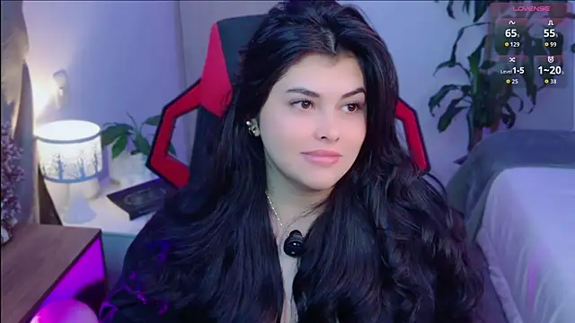 Alyaa s online show from 04-15-26, 01:01