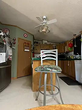 Snapshot of mailmanmark chatting on 12-21-24, 06:34 mailmanmark online show from 12-21-24, 06:34