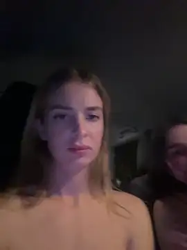 DoriDeluxe66 online show from 03-22-25, 01:54