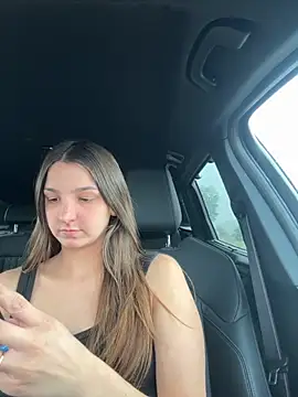 DoriDeluxe66 online show from 10-15-25, 10:26