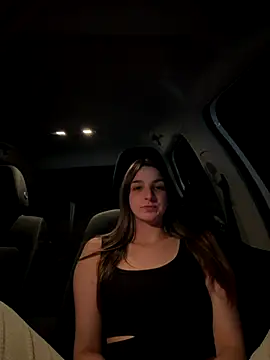 DoriDeluxe66 online show from 11-18-25, 11:15