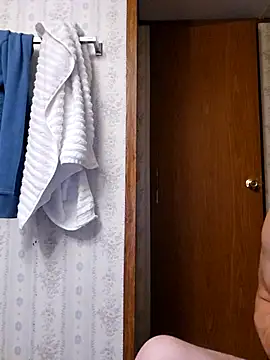 chosen923 online show from 10-22-25, 03:18