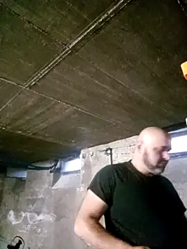 Czarny1104 online show from 09-10-25, 04:45