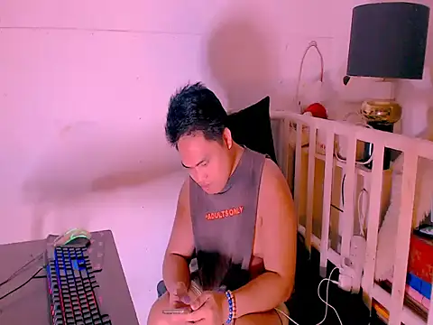 Snapshot of Hardking_69 chatting on 07-19-26, 10:13 Hardking 69 online show from 07-19-26, 10:13