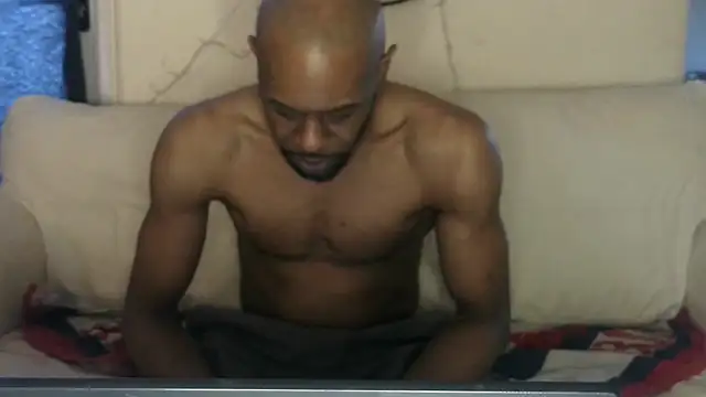 Snapshot of CuzzyB69 chatting on 04-08-26, 06:13 CuzzyB69 online show from 04-08-26, 06:13