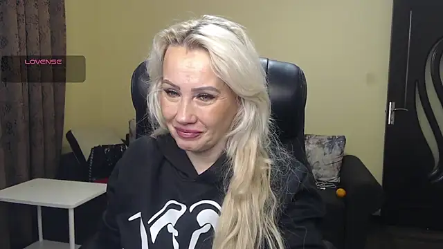 KandyHellenx online show from 01-09-26, 06:16