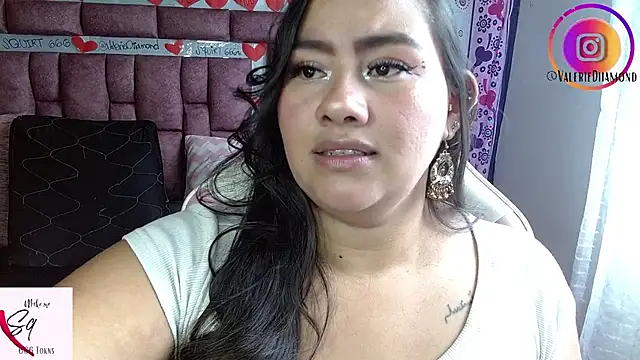 Snapshot of ValerieDiiamond chatting on 09-10-25, 02:50 ValerieDiiamond online show from 09-10-25, 02:50