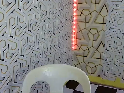 Snapshot of urfantacyjamaica chatting on 03-18-26, 07:33 urfantacyjamaica online show from 03-18-26, 07:33