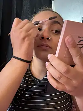 Snapshot of Emiily_W chatting on 01-10-26, 03:25 Emiily W online show from 01-10-26, 03:25