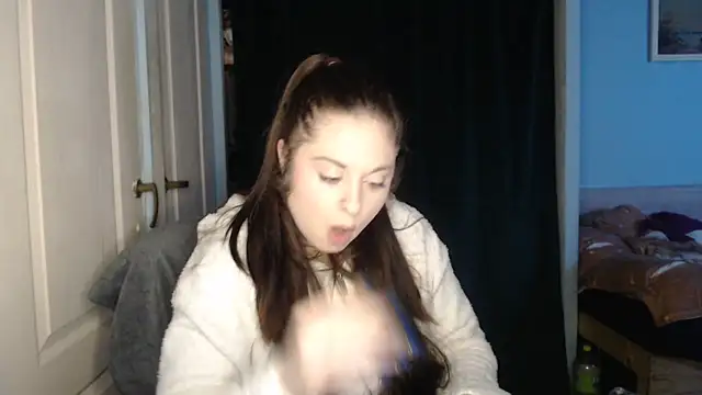 ryhhnnagold99 online show from 03-05-26, 07:32