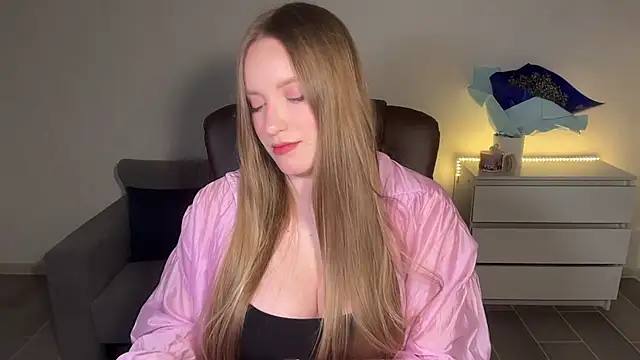 EvaMaddison online show from 07-19-26, 10:13