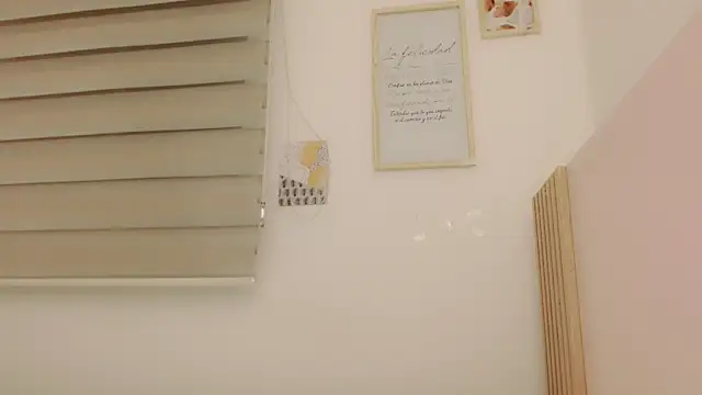 Snapshot of Elen__Sweet chatting on 01-24-25, 01:24 Elen Sweet online show from 01-24-25, 01:24