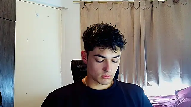 Snapshot of jimmy_class chatting on 10-31-25, 07:04 jimmy class online show from 10-31-25, 07:04