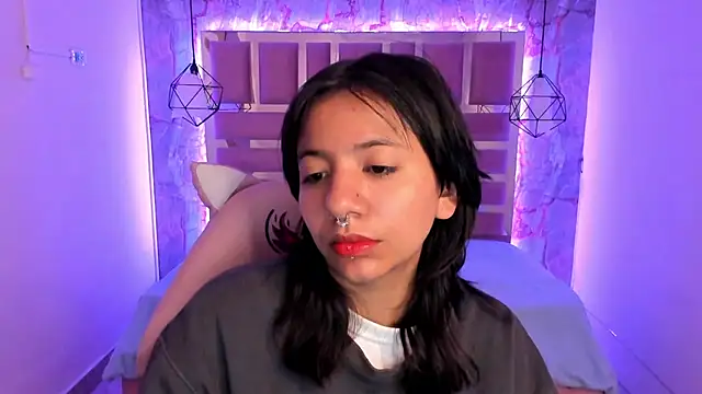 Nami usagi online show from 12-16-24, 01:00