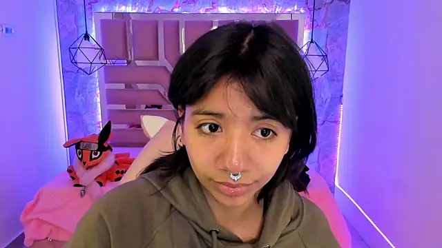 Nami usagi online show from 01-14-25, 12:03