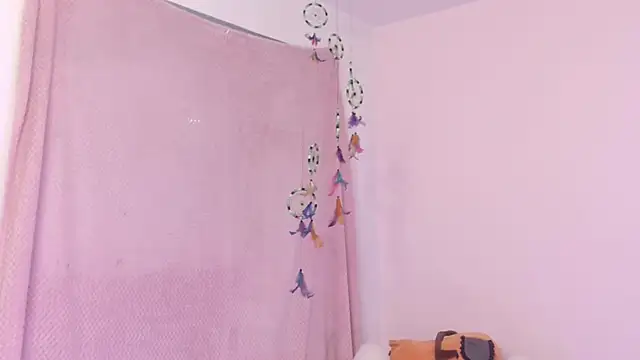 Nami usagi online show from 10-18-25, 04:41