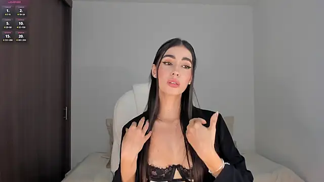 Snapshot of RebeccaBaxter chatting on 03-12-25, 11:33 RebeccaBaxter online show from 03-12-25, 11:33