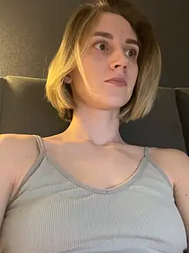 Snapshot of Feral_berry_8133 chatting on 03-03-25, 06:26 Feral berry 8133 online show from 03-03-25, 06:26