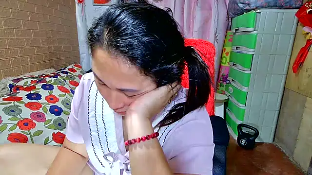 M e c e l online show from 03-04-25, 02:49