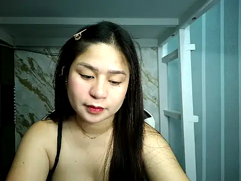 Mia 2022 online show from 09-27-25, 02:22