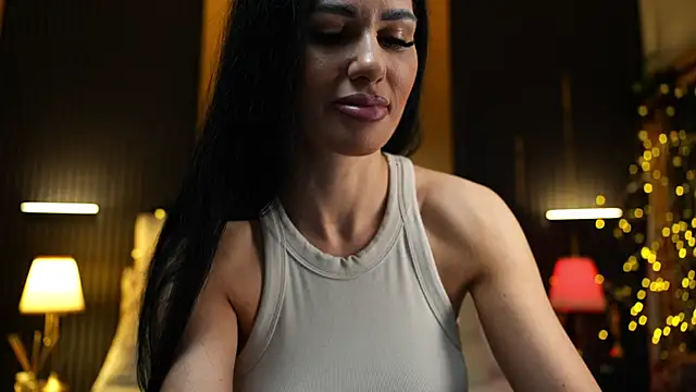 Snapshot of Lorettelorena chatting on 06-18-26, 04:13 Lorettelorena online show from 06-18-26, 04:13