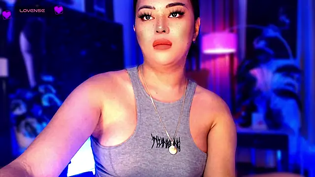 Thalia Cambridge online show from 10-19-25, 03:07