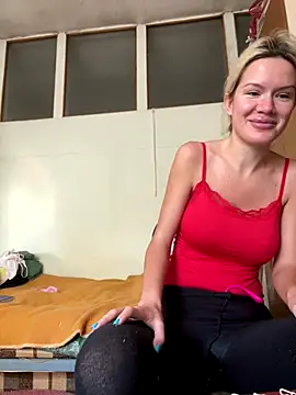 Snapshot of Keylili chatting on 11-14-25, 11:09 Keylili online show from 11-14-25, 11:09